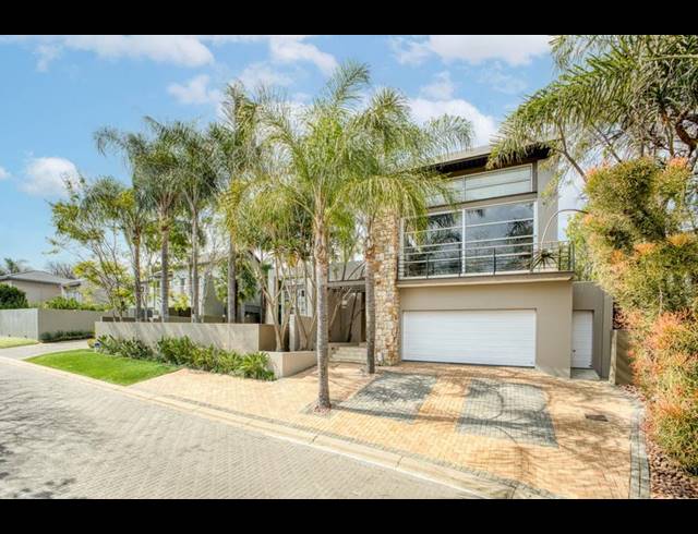 4 BEDROOM HOUSE FOR SALE IN FOURWAYS GARDENS